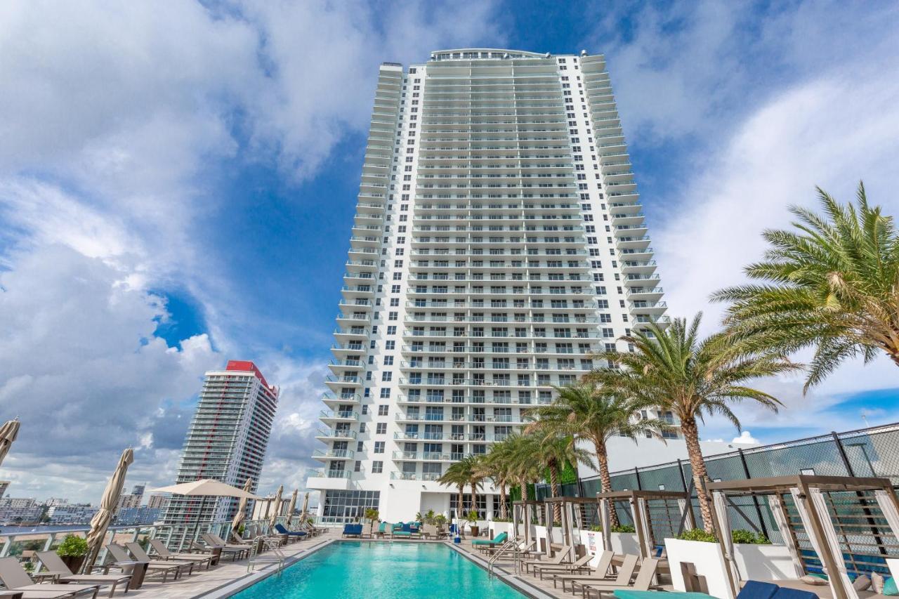Hyde Beach House Hollywood Private Suites מראה חיצוני תמונה